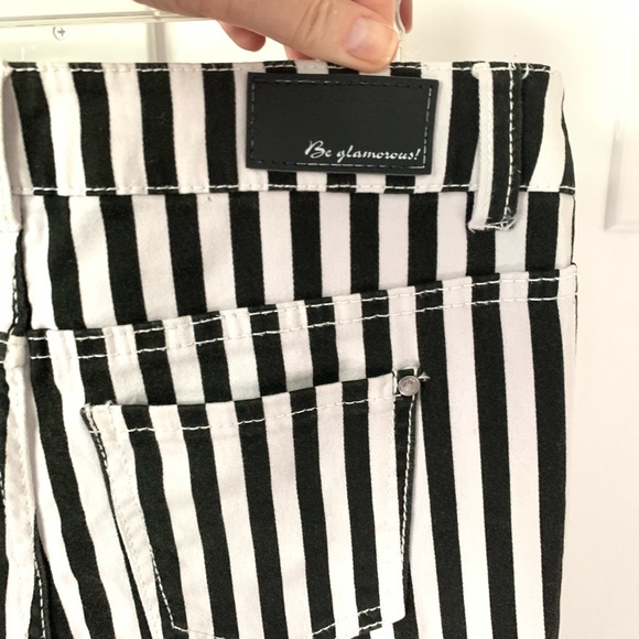 Crash one - Picture 6 of 8